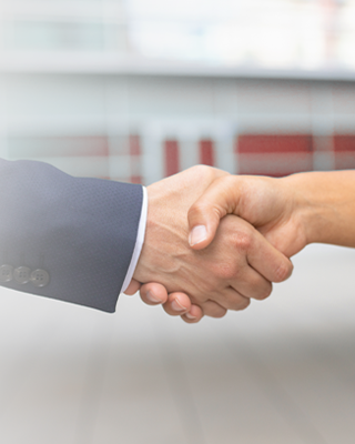  <strong>Umnia Bank</strong> est à votre écoute